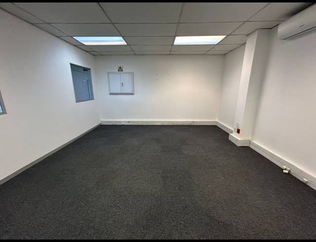2,170M² WAREHOUSE TO LET IN SPARTAN